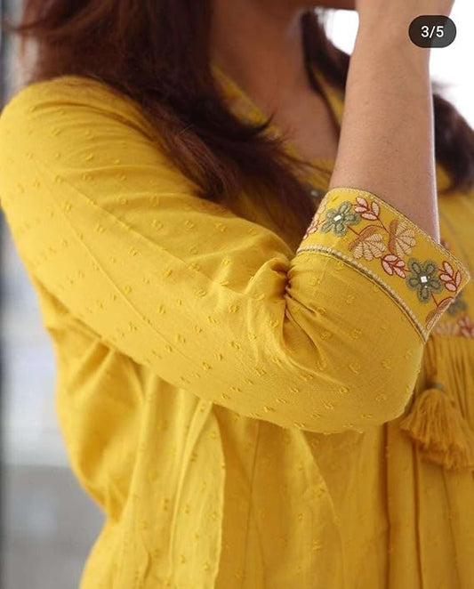 Soul Casa Women's Cotton Embroidery Straight Kurti with Pant Set