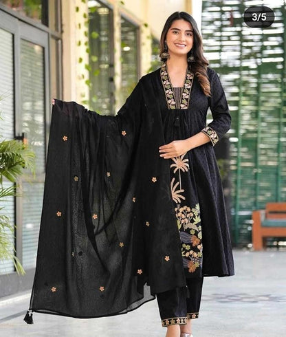 Soul Casa Women's Cotton Embroidery Straight Kurti with Pant Set